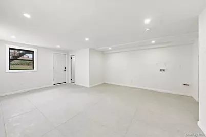 1463 Pelham Parkway N, Bronx, NY 10469 - Photo 28