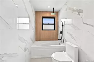 1463 Pelham Pkwy N, Bronx, NY 10469 - Photo 16