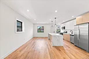1463 Pelham Pkwy N, Bronx, NY 10469 - Photo 8