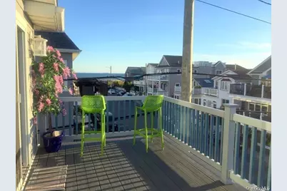 24 Virginia Avenue #Top, Long Beach, NY 11561 - Photo 18