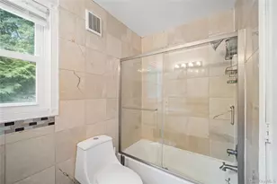 3123 Douglas Dr, Yorktown Heights, NY 10598 - Photo 18