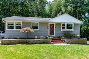 5 Nelson Pl, Nanuet, NY 10954 - Photo 2