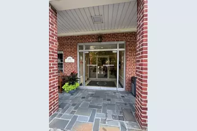 280 Collins Avenue #1A, Mount Vernon, NY 10552 - Photo 2