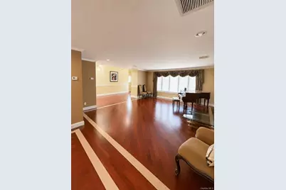 543 Fairway Drive, Woodmere, NY 11598 - Photo 4