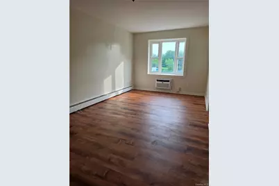 61-25 75th Street #2Fl, Middle Village, NY 11379 - Photo 6