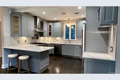 18 20th Avenue, Sea Cliff, NY 11579 - Photo 12