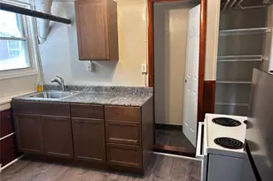 65 Academy St, Poughkeepsie, NY 12601 - Photo 4
