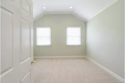 250 Montauk Highway, East Moriches, NY 11940 - Photo 14