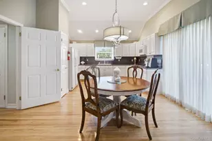 250 Montauk Hwy, East Moriches, NY 11940 - Photo 18