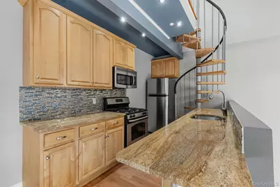 88 Broadway #PH4, Ossining, NY 10562 - Photo 16