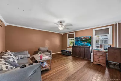 10 Dutchess Avenue, Wappingers Falls, NY 12590 - Photo 12