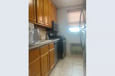 139-15 83rd Avenue #717, Briarwood, NY 11435 - Photo 6