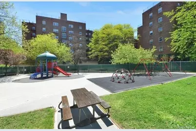 139-15 83rd Avenue #717, Briarwood, NY 11435 - Photo 14