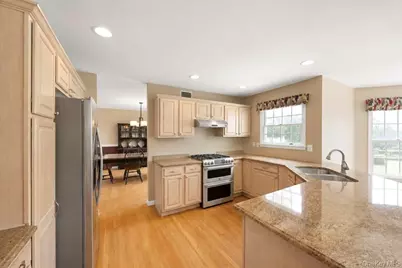 150 Hayrick Lane, Commack, NY 11725 - Photo 14