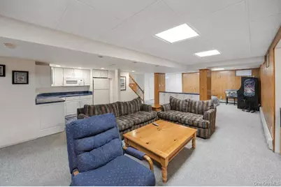 150 Hayrick Lane, Commack, NY 11725 - Photo 32