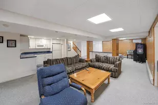 150 Hayrick Ln, Commack, NY 11725 - Photo 32