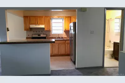 [Address not provided], Jamaica, NY 11433 - Photo 8