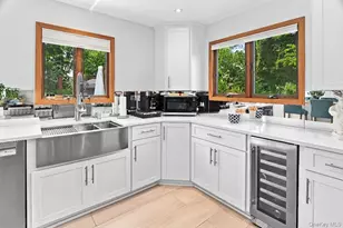70 Fanning Ave, Hampton Bays, NY 11946 - Photo 10