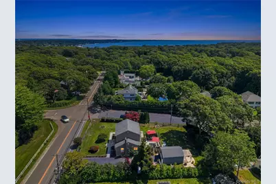 70 Fanning Avenue, Hampton Bays, NY 11946 - Photo 14