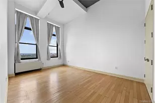 25 Leroy Pl, New Rochelle, NY 10805 - Photo 12