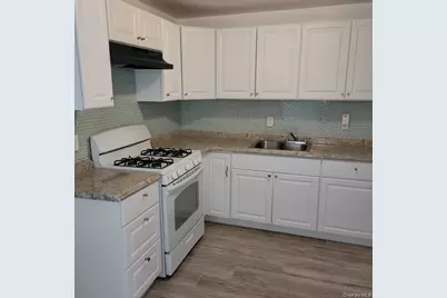210 S 5th Avenue #1, Mount Vernon, NY 10550 - Photo 8