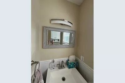 207 Crestwood Court, Fishkill, NY 12524 - Photo 8