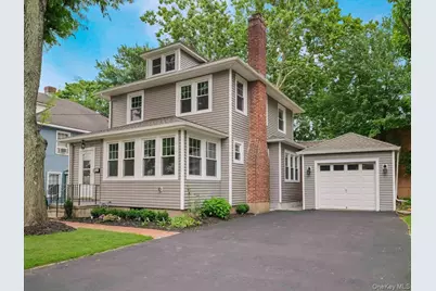 121 Clinton Avenue, Nyack, NY 10960 - Photo 2