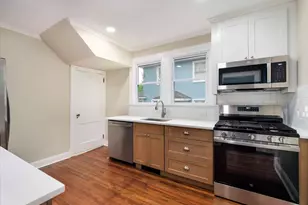 121 Clinton Ave, Nyack, NY 10960 - Photo 8