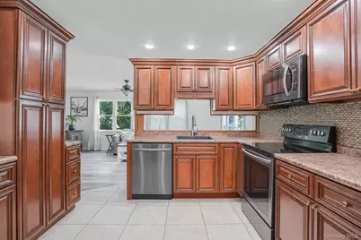 8 Hampton Road, Poughkeepsie, NY 12603 - Photo 10