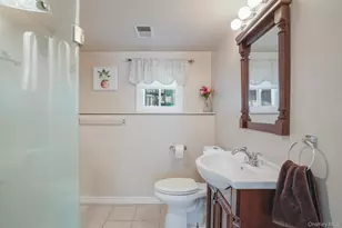 8 Hampton Rd, Poughkeepsie, NY 12603 - Photo 26