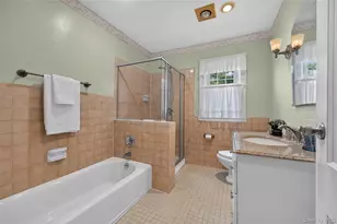 448 Lewis Pl, Mineola, NY 11501 - Photo 26
