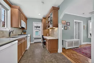448 Lewis Pl, Mineola, NY 11501 - Photo 16