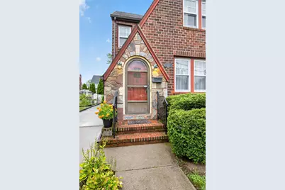 448 Lewis Place, Mineola, NY 11501 - Photo 4