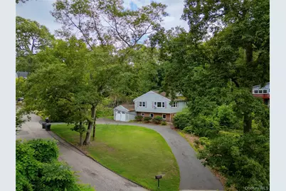 44 Chestnut Avenue, Setauket, NY 11733 - Photo 20