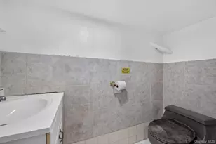 145-08 123rd Ave, Jamaica, NY 11436 - Photo 12