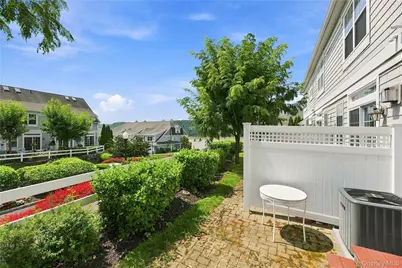 308 Bridgeview Drive, Poughkeepsie, NY 12601 - Photo 22