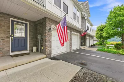 308 Bridgeview Drive, Poughkeepsie, NY 12601 - Photo 14
