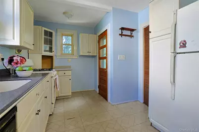 132 Church Street, Nanuet, NY 10954 - Photo 4
