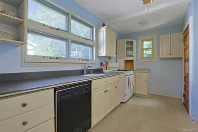 132 Church Street, Nanuet, NY 10954 - Photo 6