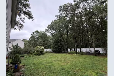 674 Flanders Road, Riverhead, NY 11901 - Photo 14