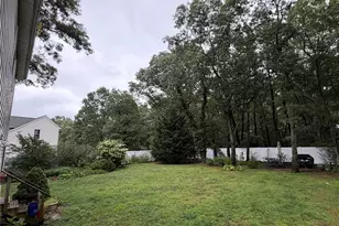 674 Flanders Rd, Riverhead, NY 11901 - Photo 14