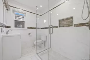 87 Woodlawn Ave, New Rochelle, NY 10804 - Photo 10