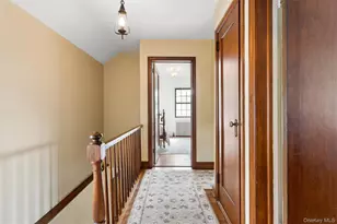 23 Wisteria Ave, Mineola, NY 11501 - Photo 18