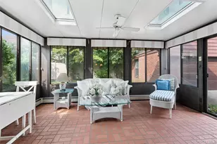23 Wisteria Ave, Mineola, NY 11501 - Photo 14