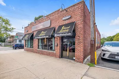 139-20 243rd Street, Rosedale, NY 11422 - Photo 2