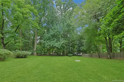 4 Carlann Lane, Valley Cottage, NY 10989 - Photo 8