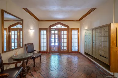 100 Parkway Road #4D, Bronxville, NY 10708 - Photo 2