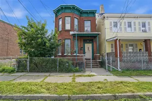 97 Courtney Ave, Newburgh, NY 12550 - Photo 2