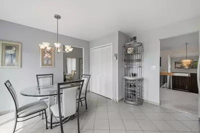 99 Skyview Lane, New Rochelle, NY 10804 - Photo 14
