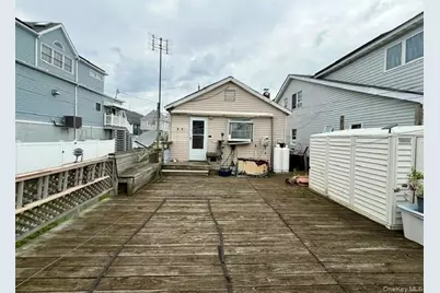 30 W 11th Road, Far Rockaway, NY 11693 - Photo 18